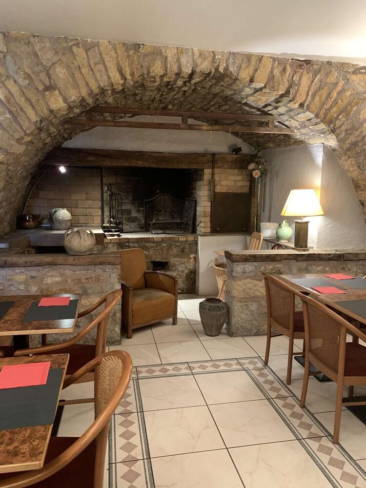Kyriad Rodez Exterior foto